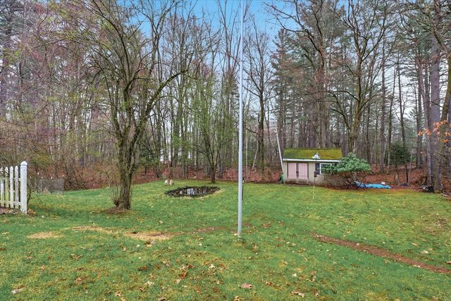 24 Fordway, Windham, NH 03087