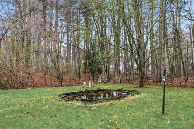 24 Fordway, Windham, NH 03087
