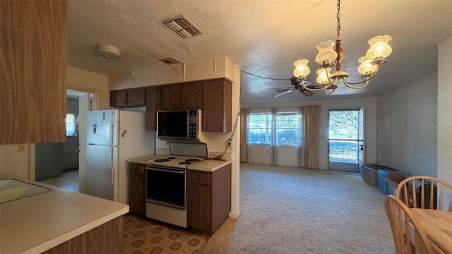 4 ARIZONA STREET, Beverly Hills, FL 34465