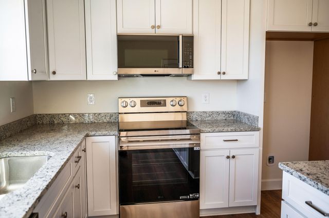 10606 Leesville RD, Lynch Station, VA 24571