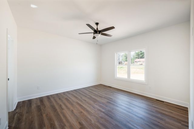 10606 Leesville RD, Lynch Station, VA 24571