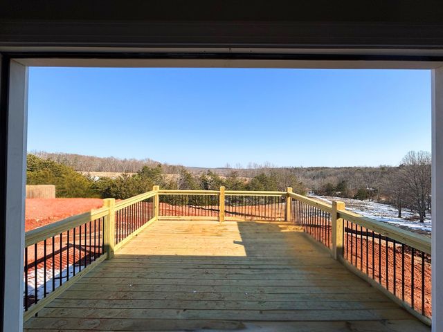 10606 Leesville RD, Lynch Station, VA 24571