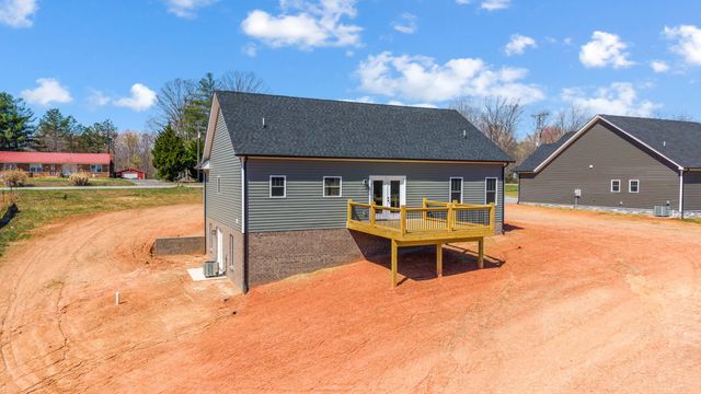 10606 Leesville RD, Lynch Station, VA 24571