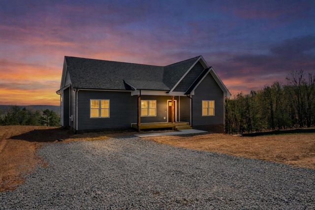 10606 Leesville RD, Lynch Station, VA 24571