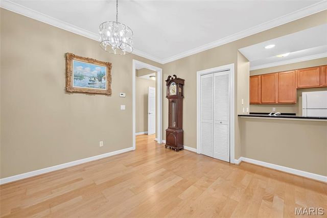 13101 Mill Crossing Court 201, Creve Coeur, MO 63141
