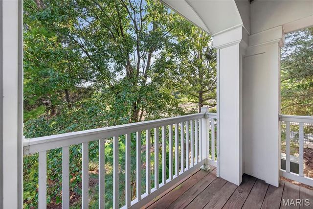 13101 Mill Crossing Court 201, Creve Coeur, MO 63141