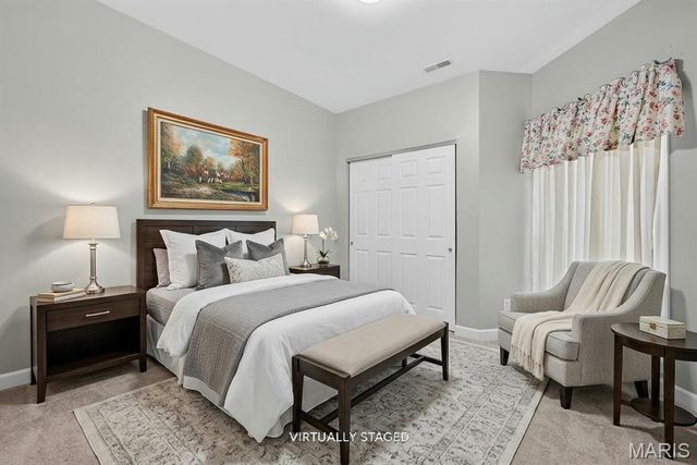 13101 Mill Crossing Court 201, Creve Coeur, MO 63141