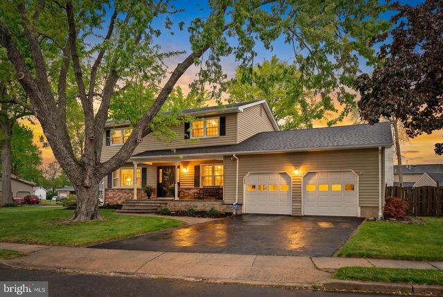 2 TREELAWN TER, Hamilton, NJ 08619