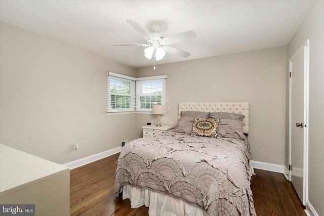 2 TREELAWN TER, Hamilton, NJ 08619
