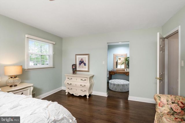 2 TREELAWN TER, Hamilton, NJ 08619