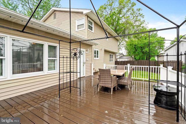 2 TREELAWN TER, Hamilton, NJ 08619