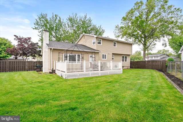 2 TREELAWN TER, Hamilton, NJ 08619