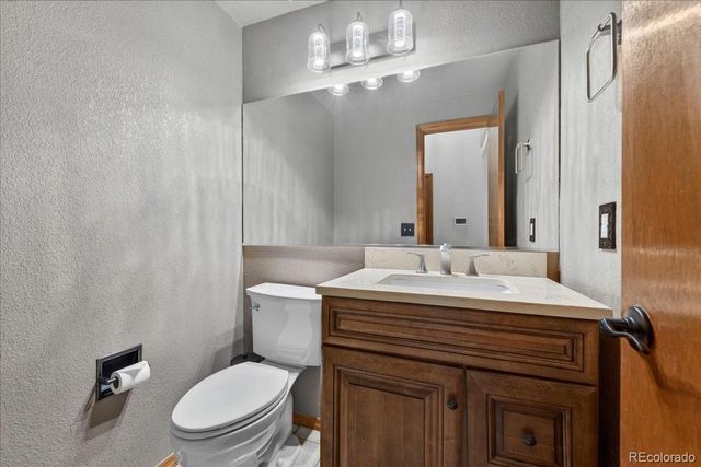 19721 E Stanford Drive, Centennial, CO 80015