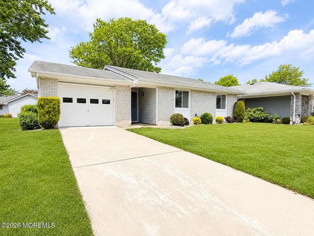 621A Deal Road, Monroe, NJ 08831