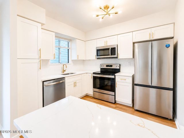 621A Deal Road, Monroe, NJ 08831