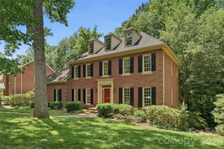 10205 Balmoral Circle, Charlotte, NC 28210
