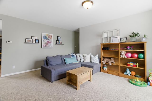 1016 S First Street, Upland, IN 46989