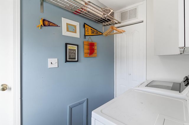 1016 S First Street, Upland, IN 46989