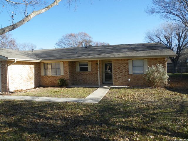 1420 Pams Path, New Braunfels, TX 78130