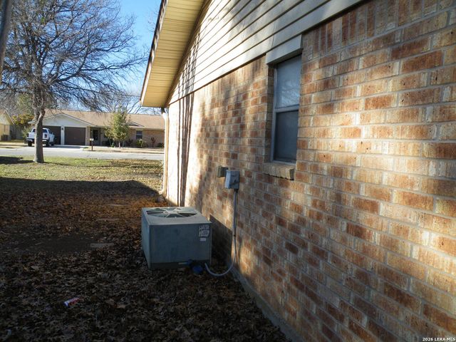 1420 Pams Path, New Braunfels, TX 78130