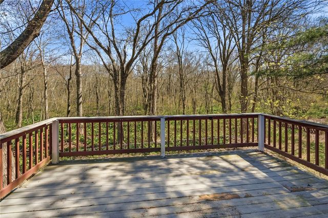 80 Oakside Street, Warwick, RI 02889