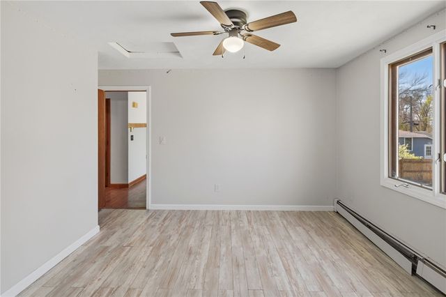 80 Oakside Street, Warwick, RI 02889
