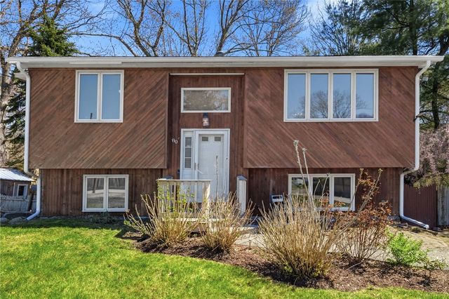 80 Oakside Street, Warwick, RI 02889