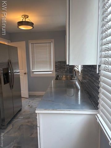 19404 Andover Street, Highland Park, MI 48203