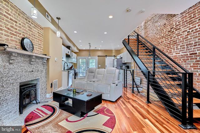 2623 E BIDDLE ST, Baltimore, MD 21213
