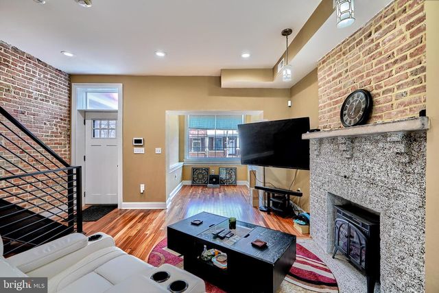 2623 E BIDDLE ST, Baltimore, MD 21213
