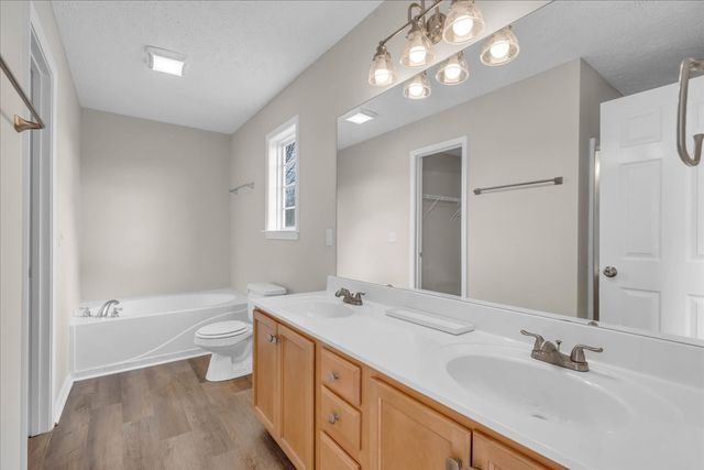 632 Fleming Farms Dr, Murfreesboro, TN 37128