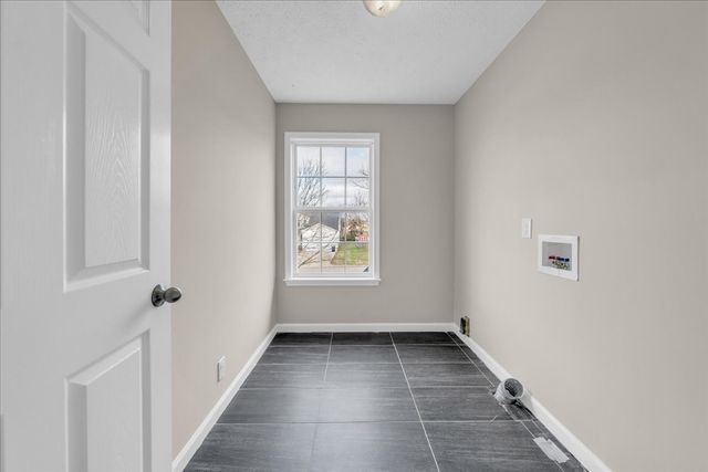 632 Fleming Farms Dr, Murfreesboro, TN 37128