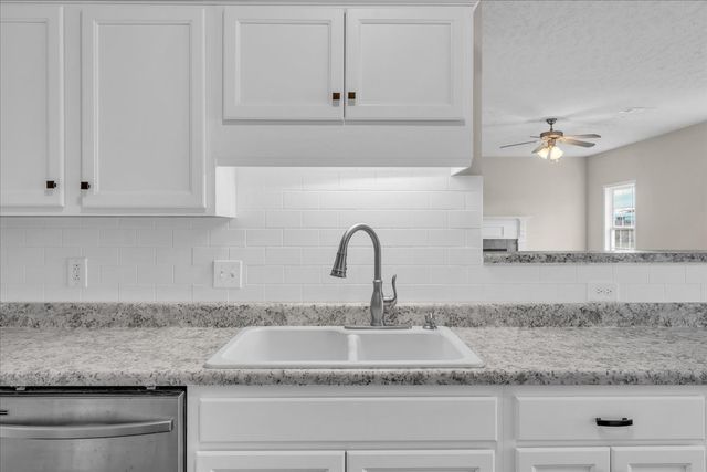 632 Fleming Farms Dr, Murfreesboro, TN 37128