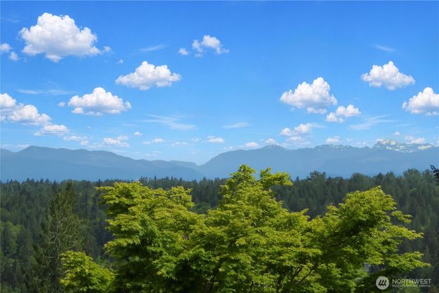 2446 279th Drive SE, Sammamish, WA 98075