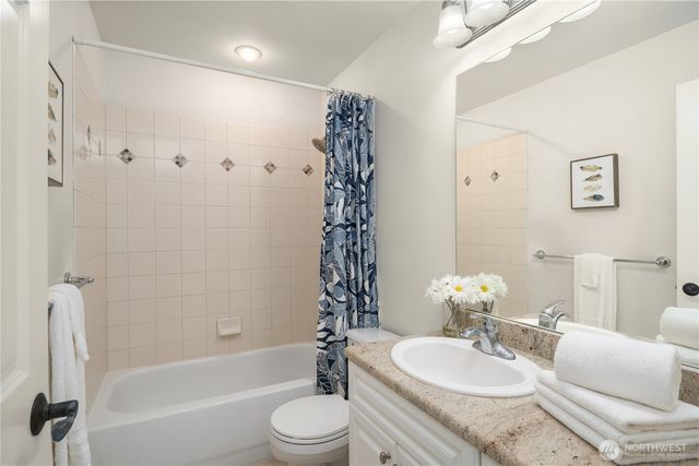 2446 279th Drive SE, Sammamish, WA 98075