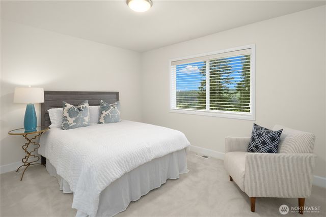 2446 279th Drive SE, Sammamish, WA 98075