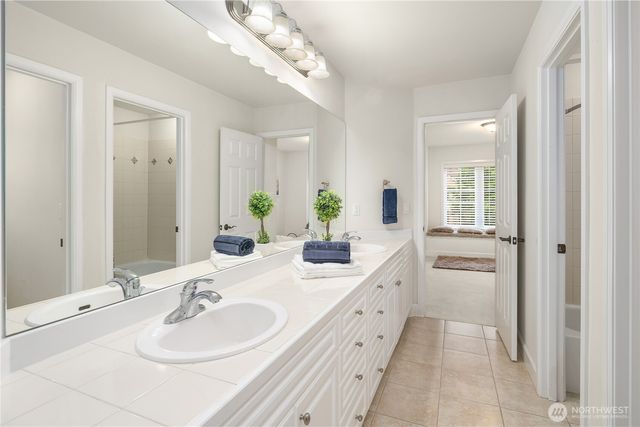 2446 279th Drive SE, Sammamish, WA 98075