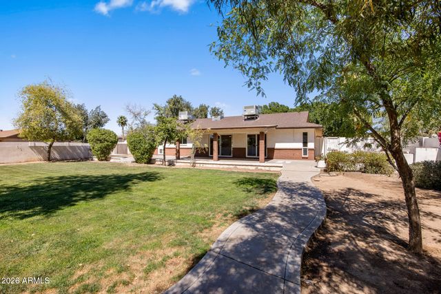 2035 W WALTANN Lane, Phoenix, AZ 85023