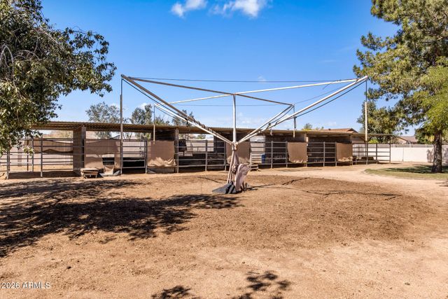 2035 W WALTANN Lane, Phoenix, AZ 85023