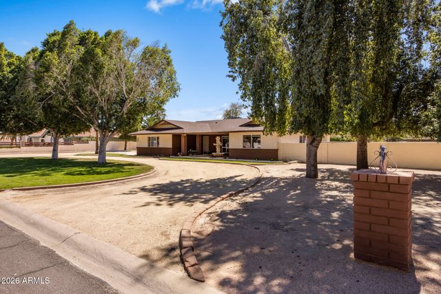 2035 W WALTANN Lane, Phoenix, AZ 85023