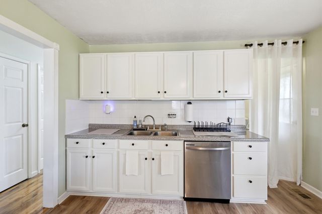 6586 Sterling Drive 6586 Sterling Drive, Enon, OH 45323