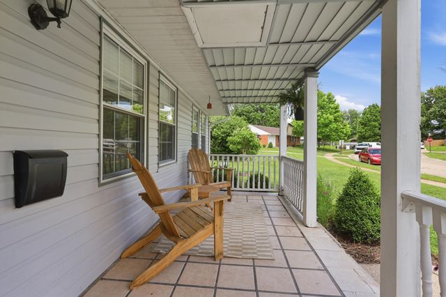 6586 Sterling Drive 6586 Sterling Drive, Enon, OH 45323