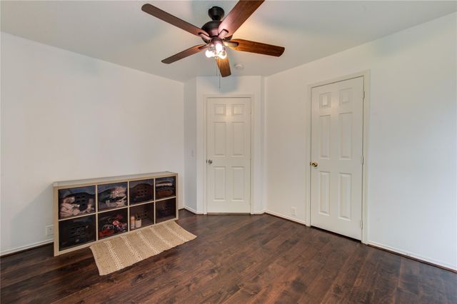 6803 Manor Hollow Lane, Katy, TX 77450