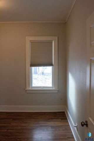 1101 S 6th Ave Avenue, Sioux Falls, SD 57104