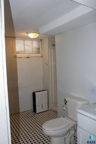 1101 S 6th Ave Avenue, Sioux Falls, SD 57104