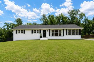 195 Stribling Circle, Spartanburg, SC 29301