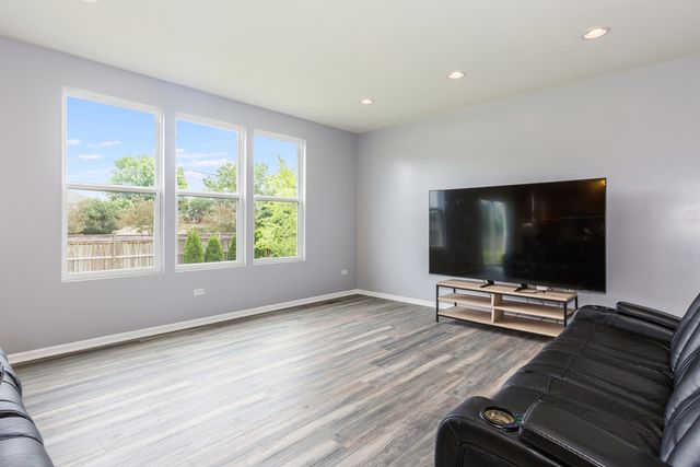 3456 Birch Lane, Naperville, IL 60564