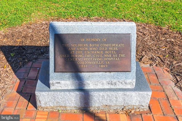 318 UNION AVE, Gordonsville, VA 22942