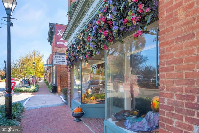 318 UNION AVE, Gordonsville, VA 22942