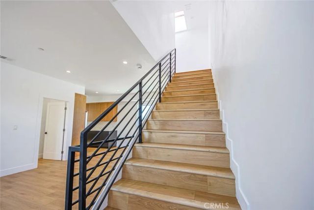 2851 Victoria Avenue 2, Los Angeles, CA 90016